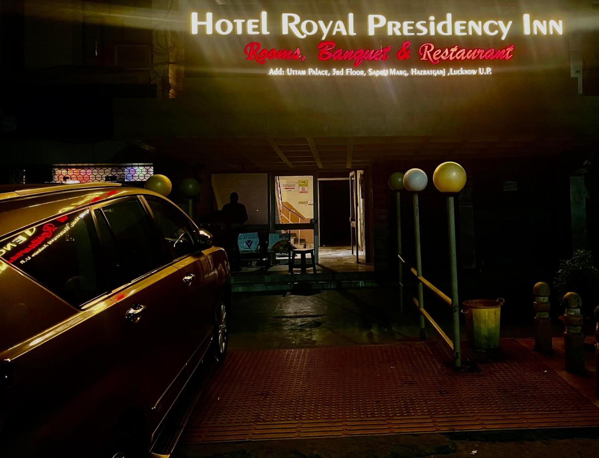 The Royal Presidency Inn Lakhnaú Exteriér fotografie